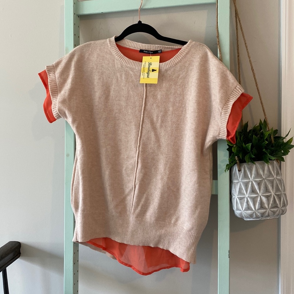 NWT Doe & Rae Layered Knit Short Sleeved Top